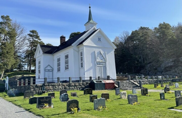 Hisøy kirke og kirkegård, Arendal