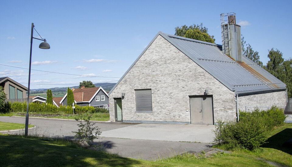Ved etablering av et privat krematorium i Stange, kan Gjøvik miste 900 kremasjoner. Gjøvik krematorium.