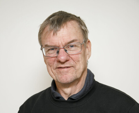 Gravplassjef Bent Salmelid i Lørenskog kirkelige fellesråd, ønsker at kommunens innbyggere skal kunne spre asken inne på gravplassen. Gravplassjef Bent Salmelid i Lørenskog kirkelige fellesråd, ønsker at kommunens innbyggere skal kunne spre asken inne på gravplassen.