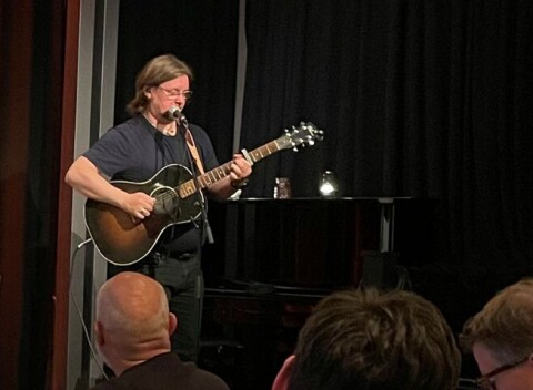 Artist og pårørende, Frode Johanse, deltok under Fonus sitt arrangement «Ventesorg» i Lillestrøm kulturhus. Artist og pårørende, Frode Johanse, deltok under Fonus sitt arrangement «Ventesorg» i Lillestrøm kulturhus.