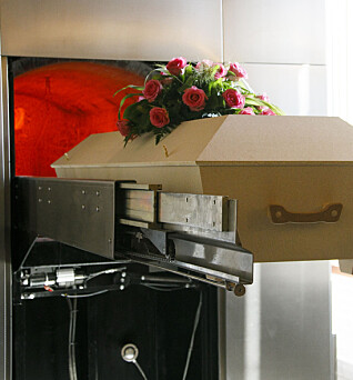 Nesten halvparten av de døde kremeres, men ett krematorium oppgir ikke tallet