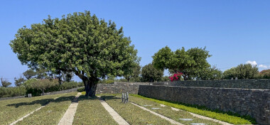 Krigens spor i ferieparadiset Kreta