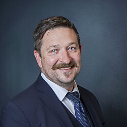 Danser døden inn som gravferdskonsulent